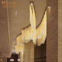 Lustre moderne de luxe en cristal, design incurvé sur mesure, grand luminaire suspendu pour hall d'hôtel et escalier