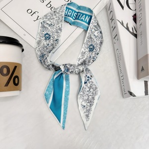 Sommermode Damen 100*6cm Satin Langer Schal Blumen- und Buchstabendruck Taschen-Geschenkbox Dekorative Bänder Schals - Product Image 6