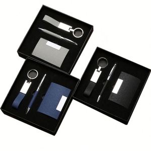 Nuevo Juego de Regalos Empresariales de Cuero Premium con Logotipo Personalizado, Impresión en Serigrafía Multicolor, Incluye Bolígrafo y Llavero - Product Image 1