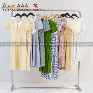 Abiti Usati KungFu KingAAA per Donne VIP, <span class=keywords><strong>Vestiti</strong></span> di Seconda Mano dal Regno Unito, Lotti di Abbigliamento Usato per Signore, Mix di <span class=keywords><strong>Vestiti</strong></span> Usati - Product Image 3