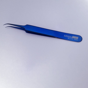 Pince à cils incurvée en acier inoxydable de qualité supérieure Dumont disponible en bleu ou au choix du client - Product Image 1