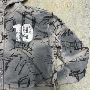 Personnalisé Vente en gros Sweats à capuche de rue surdimensionnés de haute qualité pour hommes Sweat à capuche avec fermeture éclair complète Votre propre logo Fabricants de sweats à capuche - Product Image 3