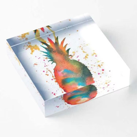 Bloc acrylique de cadeaux commémoratifs imperméables d'affichage de bureau multicolore d'impression UV personnalisée