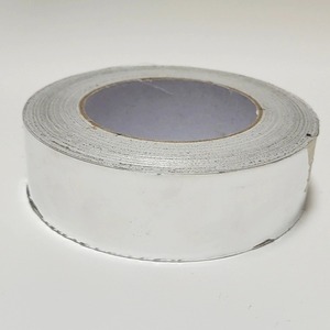 Cinta de Aluminio Reforzada Premium con Membrana Impermeable de Caucho Butilo en Rollo para Reparación de Techos de Acero, Drenajes de Piso y Restauración - Product Image 5