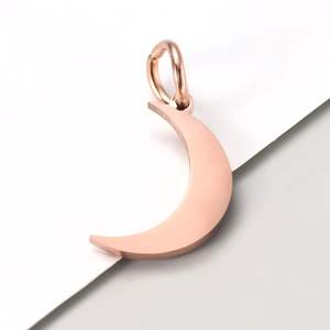 Grosir Aksesori DIY berlapis emas 18K perhiasan liontin bulan bulan sabit baja tahan karat kustom untuk pembuatan kalung dan gelang - Product Image 3