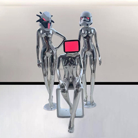 Robot de science-fiction femme galvanoplastie nouveau Design en fibre de verre Robot assis lumineux Hajime Sorayama Sculpture Bar décoration