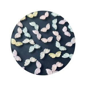 100 pz/lotto graziosi cabochon <span class=keywords><strong>con</strong></span> ali in resina trasparente sul retro piatto abbellimento artigianale per centri di fiocco per capelli decorazioni per Scrapbooking - Product Image 3