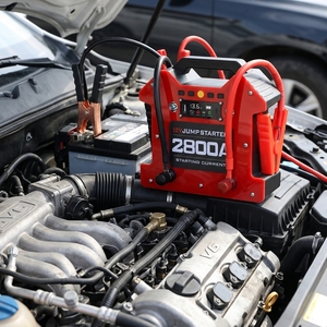 Avviatore di Emergenza <span class=keywords><strong>per</strong></span> Auto 12V ad Alta Potenza con Corrente di Picco 2800A, Power Bank <span class=keywords><strong>per</strong></span> Avviamento e Batteria <span class=keywords><strong>per</strong></span> Camion - Product Image 5