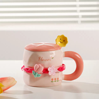 Taza de café/té de cerámica con diseño de tulipanes en relieve coloridos y diseño femenino, ideal para regalo de cumpleaños.