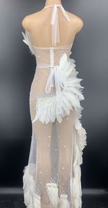 โนแวนซ์ เท<span class=keywords><strong>รน</strong></span>ด์ใหม่มาแรงประจำปี <span class=keywords><strong>2022</strong></span> ชุดเดรสคลับสีขาวประดับขนนก คริสตัลวิบวับ และไข่มุก <span class=keywords><strong>แฟ</strong></span>ชั่นชุดราตรีแบบผูกคอ ผ้าตาข่าย ชุดออกงานพรอม - Product Image 3