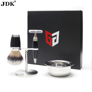 JDK Kit de rasage humide complet avec 4 articles, un <span class=keywords><strong>rasoir</strong></span> de sécurité, un <span class=keywords><strong>blaireau</strong></span> en cheveux synthétiques, un bol en métal, une boîte cadeau d'ensembles de rasage - Product Image 2