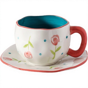 Venta Directa de Fábrica, Taza Moderna Irregular con Diseño de Corazón, Flor y Lazo para Chicas, Taza de Café de Cerámica de Lujo, Apta para Microondas, Regalos - Product Image 1