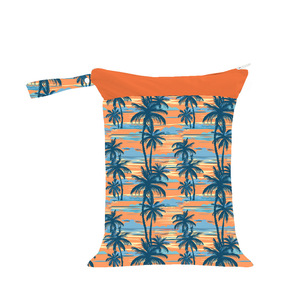 <span class=keywords><strong>Sac</strong></span> <span class=keywords><strong>à</strong></span> <span class=keywords><strong>langer</strong></span> en polyester léger et <span class=keywords><strong>pratique</strong></span> pour la maternelle personnalisable avec nom privé imprimé étanche <span class=keywords><strong>à</strong></span> motifs - Product Image 4