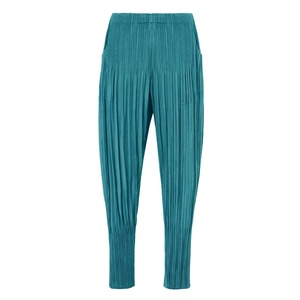 <span class=keywords><strong>Pantalon</strong></span> <span class=keywords><strong>plissé</strong></span> Miyake décontracté, effet drapé, nouveau style, <span class=keywords><strong>pantalon</strong></span> décontracté simple et respirant pour <span class=keywords><strong>femme</strong></span>, <span class=keywords><strong>grande</strong></span> <span class=keywords><strong>taille</strong></span>, <span class=keywords><strong>pantalon</strong></span> Harlem - Product Image 6