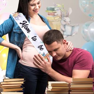Écharpe de décoration pour baby shower <span class=keywords><strong>sur</strong></span> le thème du <span class=keywords><strong>livre</strong></span> d'histoires : Écharpe « Future maman » avec animaux de <span class=keywords><strong>la</strong></span> forêt pour un nouveau chapitre commençant - Product Image 5