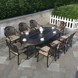 Elegante Juego de Mesa y Sillas de Aluminio Fundido para Exteriores, Estilo Campestre, Desmontable, para Patios, Balcones, Villas y Jardines - Product Image 2