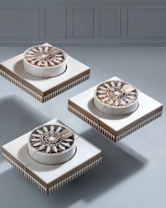 Tùy Chỉnh Vuông Sô Cô La Hộp Bao Bì Sang Trọng Da Thêu Rõ Ràng Thủy Tinh Đám Cưới Ngọt Ngào <span class=keywords><strong>Macaron</strong></span> Thực Phẩm Tráng Miệng Hộp - Product Image 3