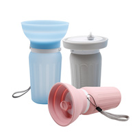 Gobelet de voyage pliable en silicone pour chien et chat avec bol pliable anti-fuite, bouteille d'eau durable à suspendre pour une utilisation en extérieur