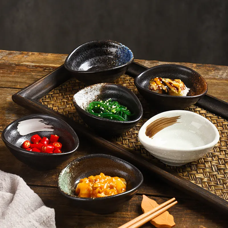 日本のレトロ磁器大豆サイドディッシュセラミック寿司ソース料理調味料料理大豆つけソースボウル