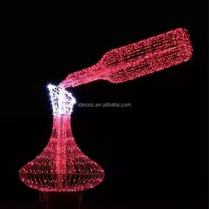 Outdoor 3d Verlichte Grote Verlichte Wijnfles Lichte Sculptuur Voor Commerciële Kerstdecoratie