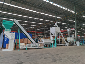 Ligne complète de moulin à <span class=keywords><strong>granulés</strong></span> d'aliments de 1 tonne par heure, machine à fabriquer des aliments pour poules pondeuses, machine à fabriquer des aliments pour animaux d'élevage, machine à fabriquer des aliments pour poulets - Product Image 2