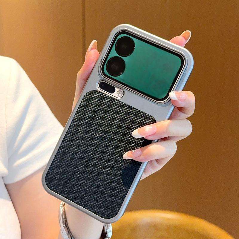 โคนาพี-ดำ