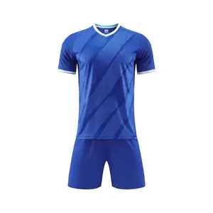 Camiseta de fútbol con estampado de transferencia de calor Equipo Últimos diseños Conjunto de ropa de fútbol juvenil Uniformes de fútbol personalizados