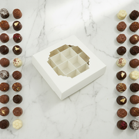 Boîtes en papier gaufré brillant de luxe à 16 compartiments avec fenêtre transparente pour emballage de chocolats, biscuits, bonbons, macarons et pâtisseries