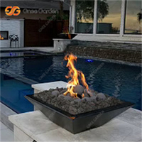 Table de foyer au gaz en métal autoportante avec fontaine cascade et télécommande, design moderne du milieu du siècle