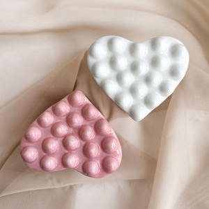 Venda quente Cerâmica Massageador Amor Coração Em Forma 3D Handheld Massageador Massagem Corporal para Homeheld - Product Image 2