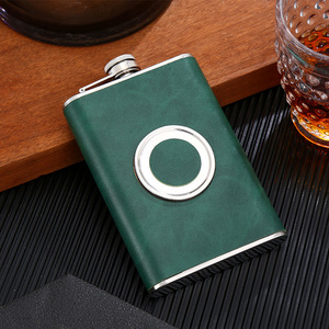 Gourde à whisky personnalisée en acier inoxydable avec logo sur mesure, enveloppée de cuir, pour la Russie Abbey's Loch Dhu - Product Image 4