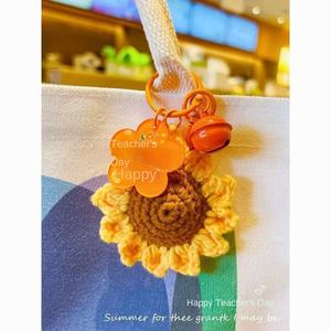 Regalo del Día del maestro Llavero de luz de felpa ecológico Bolsa con forma de girasol Adornos colgantes Profesoras gracias <span class=keywords><strong>Shien</strong></span> - Product Image 6