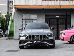 Kit carrosserie Perfect Fit W206 C43 <span class=keywords><strong>AMG</strong></span> pour <span class=keywords><strong>Mercedes</strong></span> Benz <span class=keywords><strong>Classe</strong></span> C 2022-2024, matériau PP, pare-chocs avant, pare-chocs arrière, jupes latérales, calandre - Product Image 2