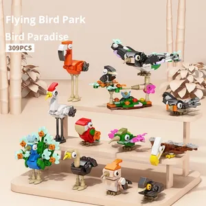 Lele Brothers Parc d'animaux volants 10-en-1 : Paon, Grue à couronne rouge, Perroquet – Jouet de construction en plastique ABS de 40 pièces - Product Image 1