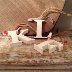Lettres en bois personnalisées, décoration rustique à suspendre, décoration de la maison, enseignes en bois artisanales - Product Image 1