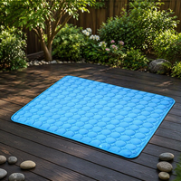 Tapis rafraîchissant portable en soie glacée pour chien, extra large pour grands chiens, coussin de lit rafraîchissant pour animaux de compagnie, lavable, durable, tapis de voyage pour canapé