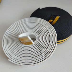 شرائط مطاطية فوم EPDM قابلة للتخصيص D P E I على شكل أختام مطاطية للباب ذاتية الالتصاق - Product Image 6
