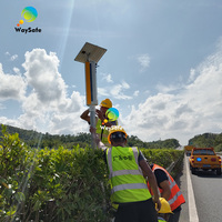 Luz de advertencia solar inalámbrica GPS sincronizada antiniebla de alta velocidad con intermitencia para contorno de tráfico y protección IP66