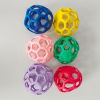 Horse Treat Ball Stable Hanging Hay Feeder Toy Balls Polo Eco-friendly Stretchable TPR Ball Automatic Horse Feeder