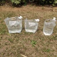 Conteneur d'eau transparent en PE ultra-léger de 67 g, gourde pliable de 5 L, poche à eau portable avec poignée pour la randonnée