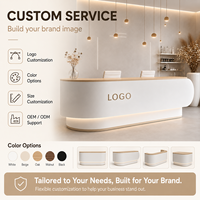 Comptoir de réception moderne incurvé avec éclairage LED, comptoir de réception de salon de luxe, bureau d'accueil personnalisé