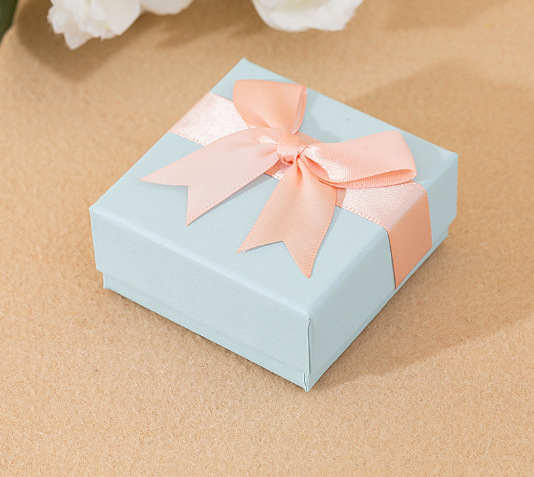 Pink Bow+Blue Box