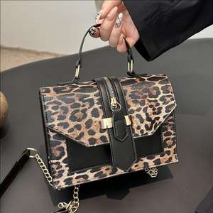 Nuevo bolso bandolera cuadrado retro europeo y americano para mujer, bolso de hombro de PU con estampado de leopardo a la moda para mujer - Product Image 5
