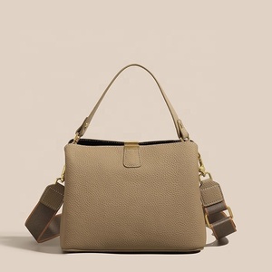 Bolso de Mano de Cuero Vacuno de Primera Capa, Nuevo Modelo 2026, Moda Primavera-Verano, Bolso de Hombro Tipo Mensajero de Alta Calidad para Mujer - Product Image 2