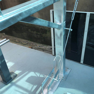 Porte-vélos <span class=keywords><strong>en</strong></span> acier à deux étages Support vertical de stationnement pour vélos de route qui économise de l'espace pouvant contenir 4 vélos - Product Image 3