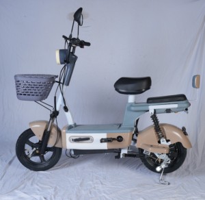 Scooter Eléctrico 48V350W, Mini Scooter Económico con Autonomía de 25-50 km y Batería de 0.576 kWh - Product Image 6