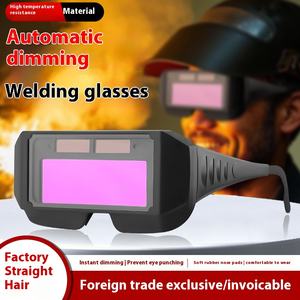 نظارات لحام خاصة بقوس الأرجون بإطار كامل ذات تعتيم تلقائي مضادة للوهج وحماية للعين ومقاومة للضباب بإطار بلاستيكي متين - Product Image 5