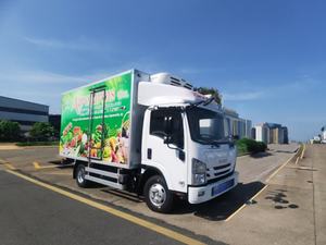 Camion frigorifique ISUZU LHD et RHD, très demandé en Amérique du Sud, pour le transport de denrées fraîches et la distribution de repas traiteur - Product Image 3