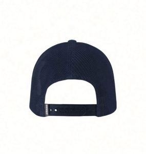 Casquette de golf 6 panneaux à séchage rapide personnalisée avec trou découpé au laser Casquette en maille de polyester résistante à l'eau quantité minimale de commande bas Style sportif à la mode - Product Image 3