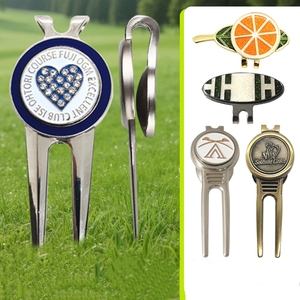 25年制造商设计定制徽标刻字帽夹银色磁性高尔夫球修整器用于个性化高尔夫球标记 - Product Image 6